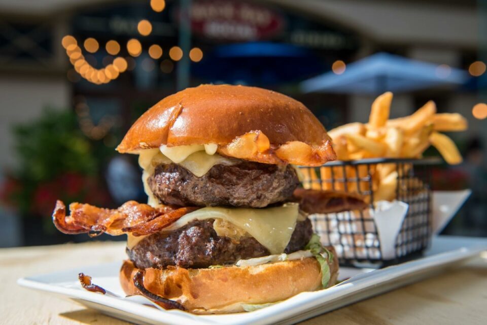 The 10 Best Happy Hours in Boston